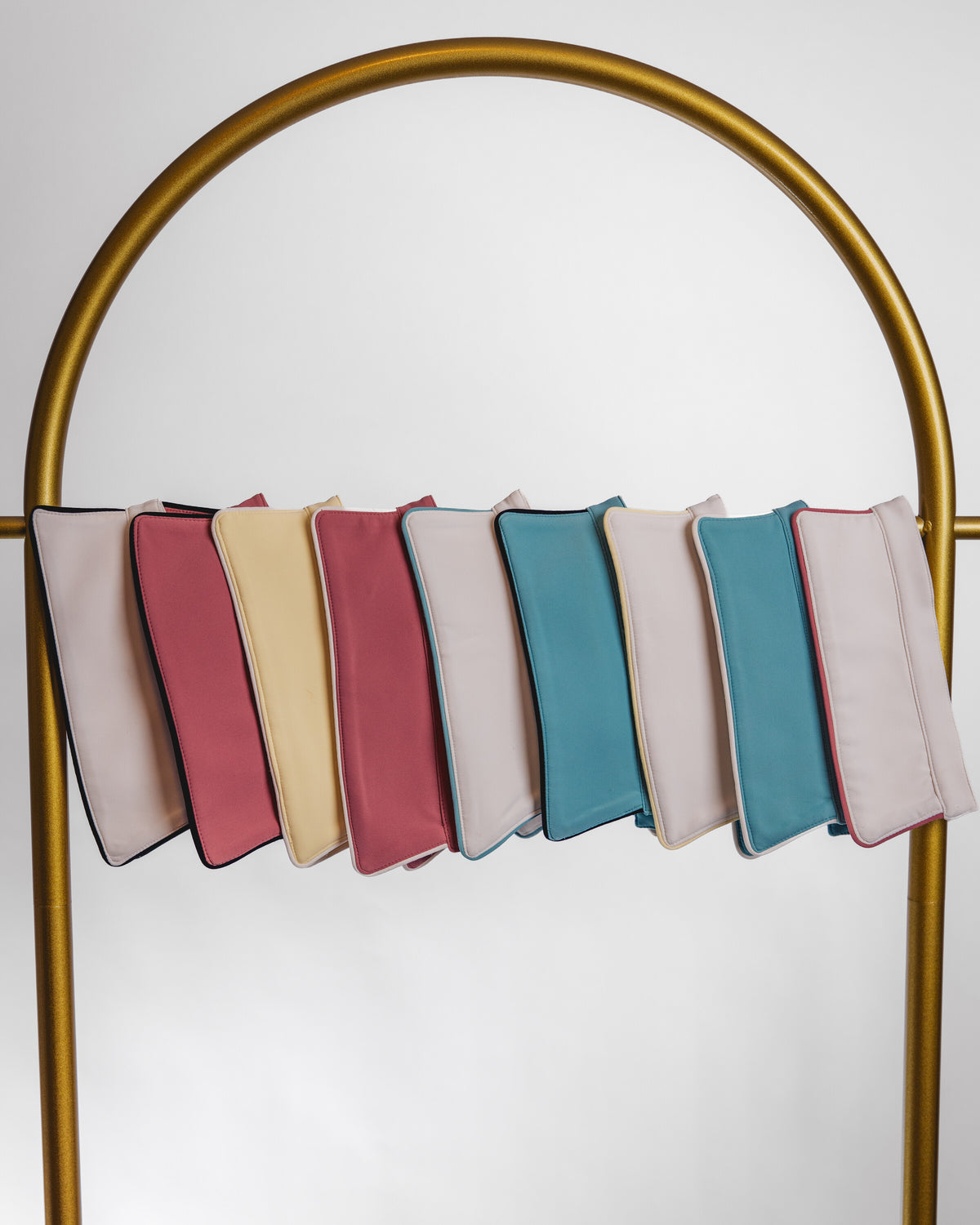 Collars - Piped
